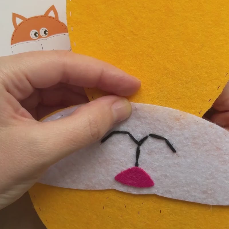 Felt Cat Kit - Mom & Baby
